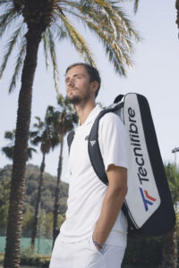 TOUR ENDURANCE WHITE 15R - Image 2